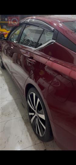 نيسان ألتيما